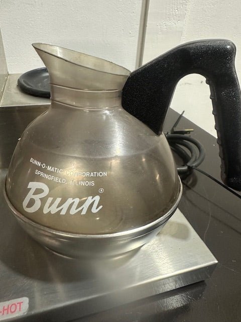 BLOOMFIELD KOFFEE KING MODEL 8571 3 TIERD WARMER WITH BREWER W/ 2 CARAFES - Second Life - Equipment - collection_name