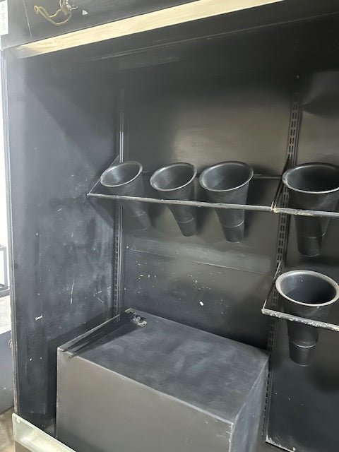"BORGEN SYSTEM RR80"REMOTE UNIT LIGHTED 76"W FLORAL DISPLAY CASE W/ 11 POT, 115V - Second Life - Equipment - collection_name