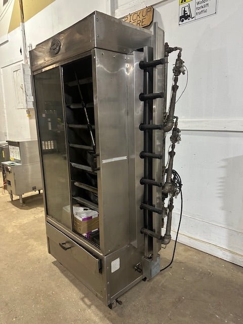 BOSTON CHICKEN NAT GAS 40000 BTU ROTISSERIE OVEN WITH V SPITS ON CASTERS - Second Life - Equipment - collection_name
