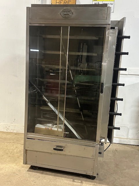 BOSTON CHICKEN NAT GAS 40000 BTU ROTISSERIE OVEN WITH V SPITS ON CASTERS - Second Life - Equipment - collection_name