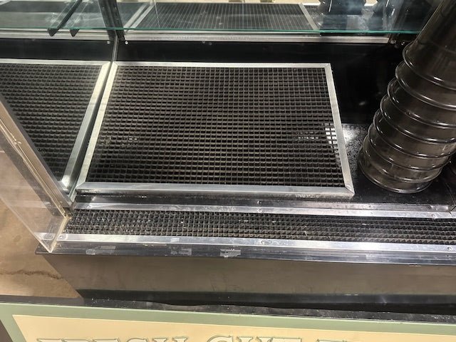 "BUCHBINDER FT079"REFRIGERATED LIGHTED 80"W FLORAL DISPLAY CASE W/REMOT CONDESOR - Second Life - Equipment - collection_name