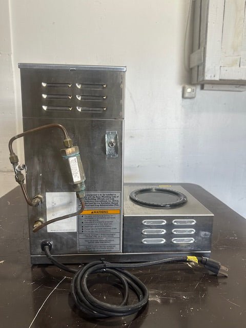 "BUNN" 120V 1PH; POUR OVER OR DIRECT LINE COFFEE BREWER WITH 3 WARMERS - Second Life - Equipment - collection_name