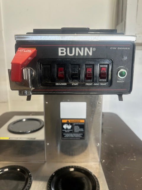 "BUNN" 120V 1PH; POUR OVER OR DIRECT LINE COFFEE BREWER WITH 3 WARMERS - Second Life - Equipment - collection_name