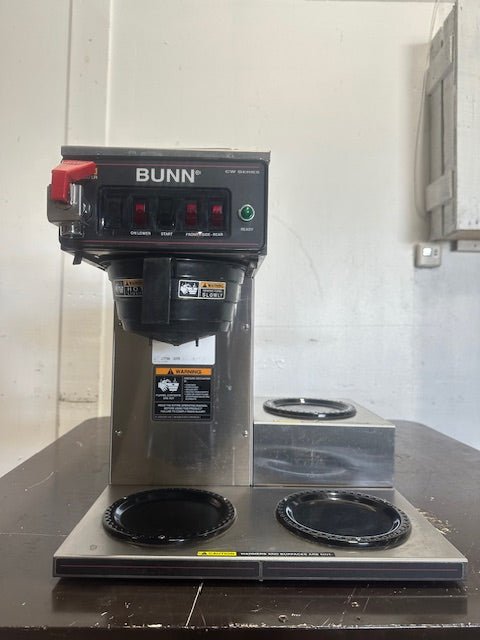 BUNN CWTF153LWRMRPF 120V 1PH POUR OVER OR DIRECT LINE COFFEE BREWER W/3 WARMERS - Second Life - Equipment - collection_name