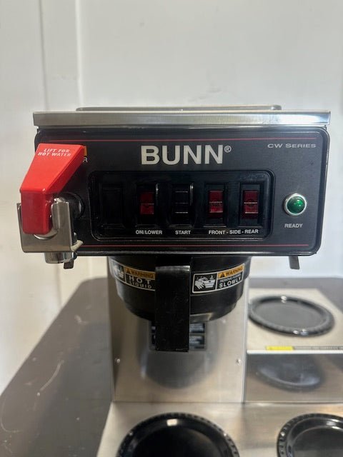 BUNN CWTF153LWRMRPF 120V 1PH POUR OVER OR DIRECT LINE COFFEE BREWER W/3 WARMERS - Second Life - Equipment - collection_name