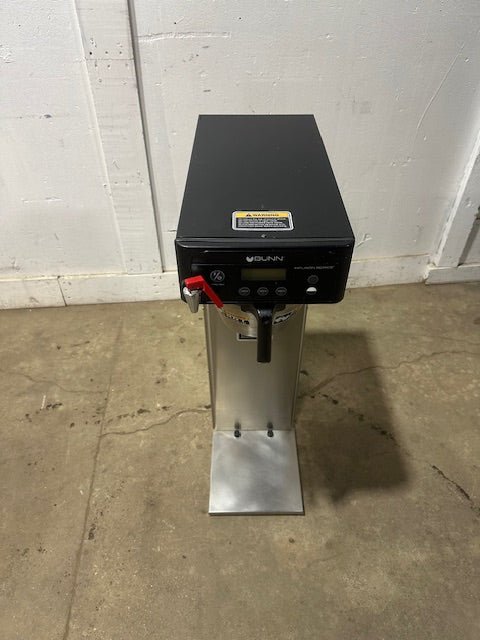 "BUNN ICB - DV TALL" INFUSION SERRIES AUTOMATIC COFFEE BREWER MACHINE 120V, 1PH - Second Life - Equipment - collection_name