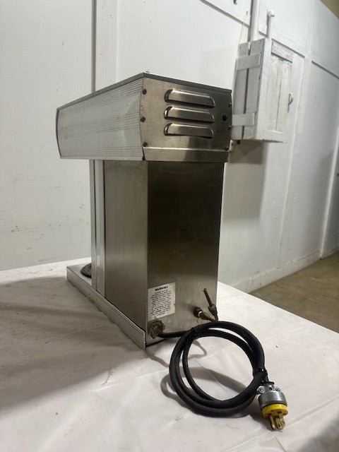 "BUNN - O - MATIC F - 20"&nbsp; 120V 1PH DIRECT LINE COFFEE BREWER WITH 3 WARMERS - Second Life - Equipment - collection_name