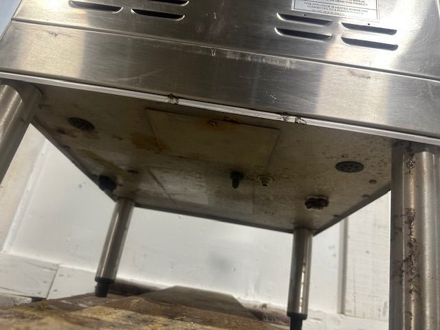 BUNN STAINLESS STEEL HEAVY DUTY COMMERCIAL COUNTER TOP DUAL COFFEE GRINDER/BREWER WITH WARMERS AND HOT WATER SPIGOT ON LEGS - Second Life - Equipment - collection_name