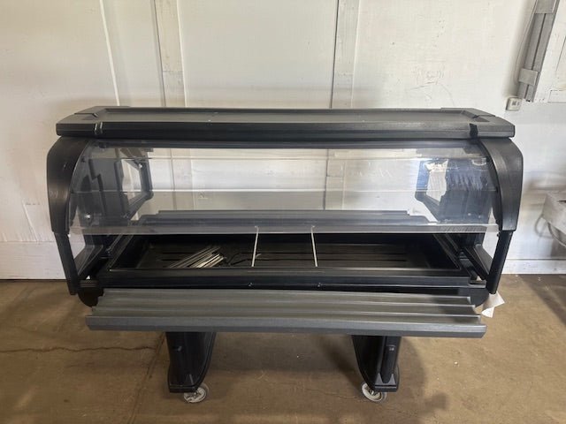 CAMBRO DOUBLE SIDED ICE BED BUFFET W/ FOLDABLE SNEEZE GUARDS AND TRAY SLIDES - Second Life - Equipment - collection_name