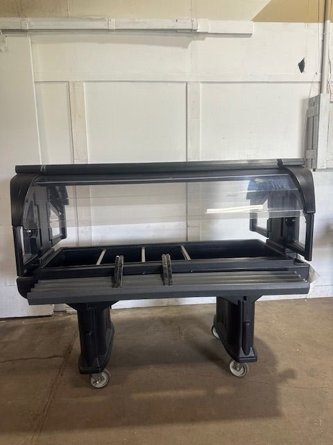 CAMBRO DOUBLE SIDED ICE BED BUFFET W/ FOLDABLE SNEEZE GUARDS AND TRAY SLIDES - Second Life - Equipment - collection_name