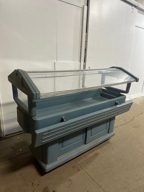 CAMBRO ICE BATH BUFFET WITH ONE SIDE TRAY SLIDE AND STORAGE - 5 WELLS - Bargains R Ours - #collection_name#