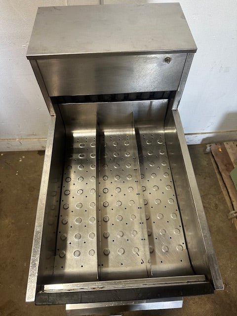 "CARTER - HOFFMANN" VERTICAL CRISP N' HOLD COMMERCIAL HOT FOOD HOLDING CABINET - Second Life - Equipment - collection_name