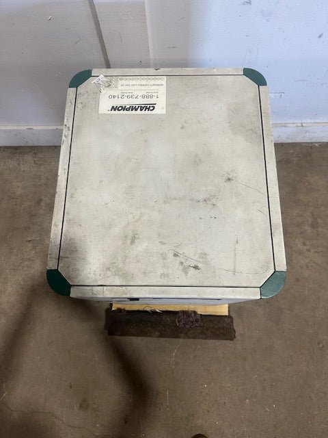 CHAMPION CRN35A1 COMMERCIAL 115v 1ph COMPRESSED AIR DRYER - Second Life - Equipment - collection_name