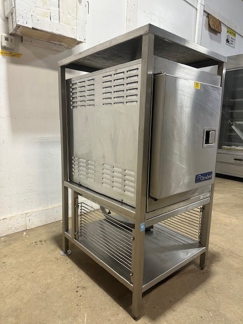 "CLEVELAND 21CET16" ELECTRIC 3PH 5 PANS STEAMER OVEN COOKER WITH STAND 208V - Second Life - Equipment - collection_name