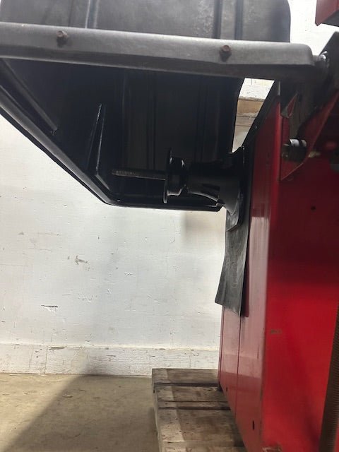 "COATS 1001"DIRECT - DRIVE COMPUTER WHEEL/TIRE BALANCER FOR TRUCK & CAR ,3PH 220V - Second Life - Equipment - collection_name