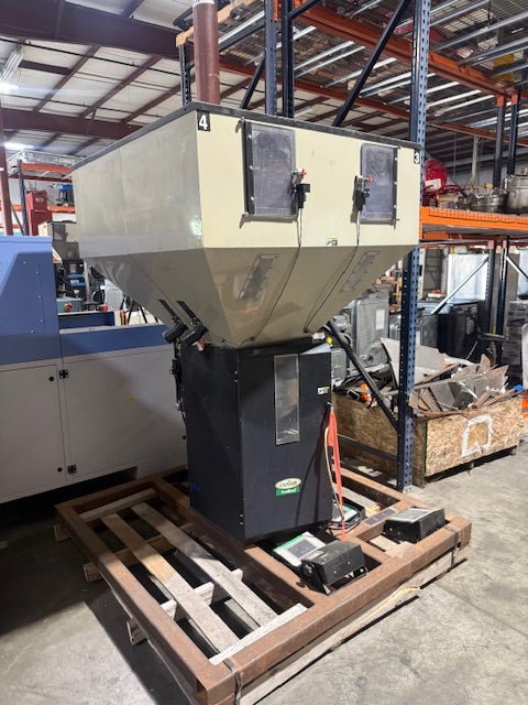 CONAIR TRUEBLEND TB900 GRAVIMETRIC PLASTIC BLENDER W/ EXTRA CONTROL BOARDS - Second Life - Equipment - collection_name