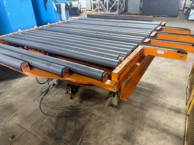 CONVEYABILITY M9012 TURN TABLE TRANSFER CONVEYOR UNIT W/POWER TURNTABLE, ROLLERS - Second Life - Equipment - collection_name