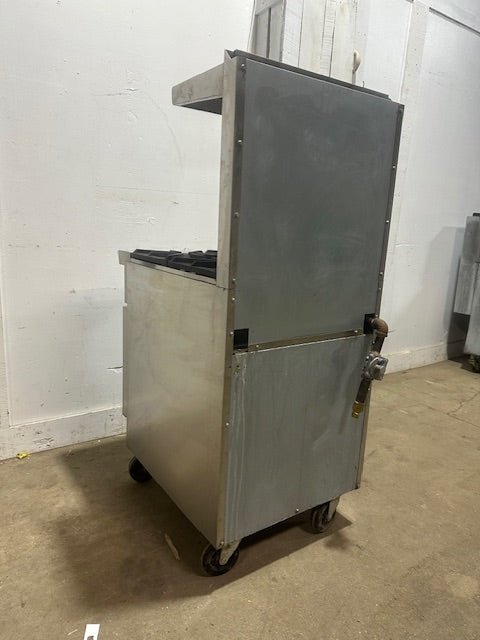 "COOKRITE" H.D COMMERCIAL NAT GAS 4 BURNER STOVE WITH OVEN ON CASTERS - Second Life - Equipment - collection_name
