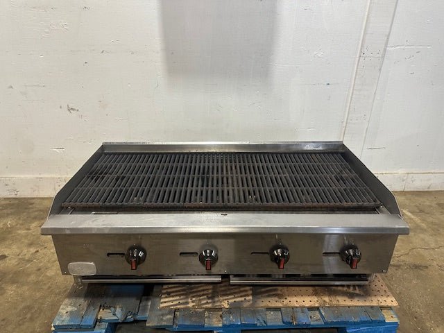 "COOLER DEPOT" H.D COMMERCIAL 47.5"W N Gas Radiant Countertop Charbroiler Grill - Second Life - Equipment - collection_name