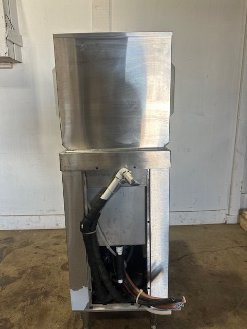 "CORNELIUS CB1522AHKE" 6 HEADS SODA MACHINE W/ ICE BIN AND CARBONATOR PUMP - Second Life - Equipment - collection_name