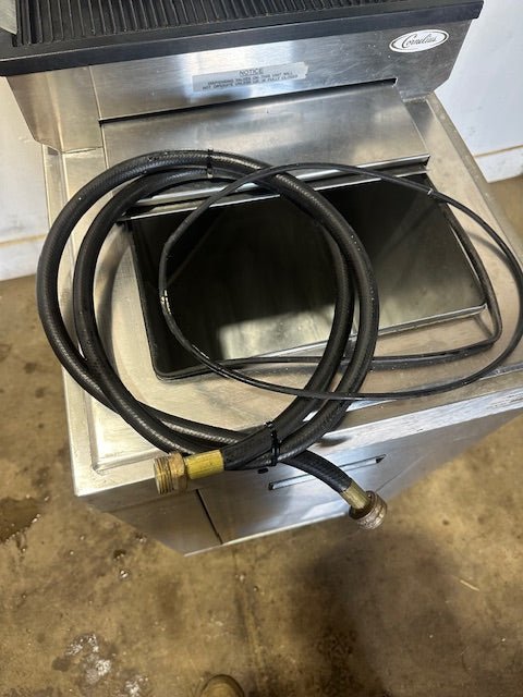 "CORNELIUS CB1522AHKE" 6 HEADS SODA MACHINE W/ ICE BIN AND CARBONATOR PUMP - Second Life - Equipment - collection_name