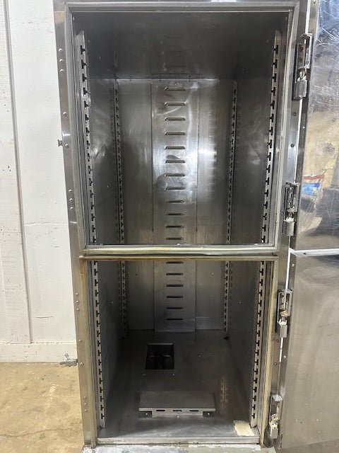 "CRES COR" COMMERCIAL WARMING PROOFER/HOLDING CABINET ON CASTERS, 120V 1PH - Second Life - Equipment - collection_name