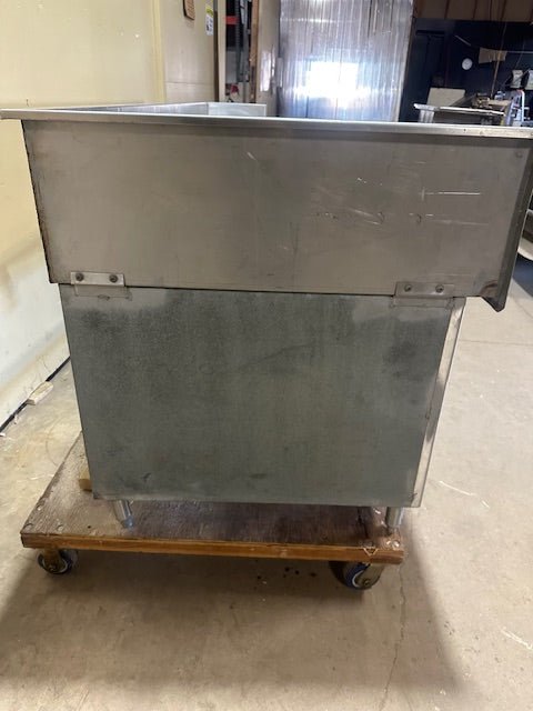 CUSTOM MADE HEAVY DUTY INSULATED ICE BIN WITH HAND WASH SINK L SHAPED - Bargains R Ours - #collection_name#