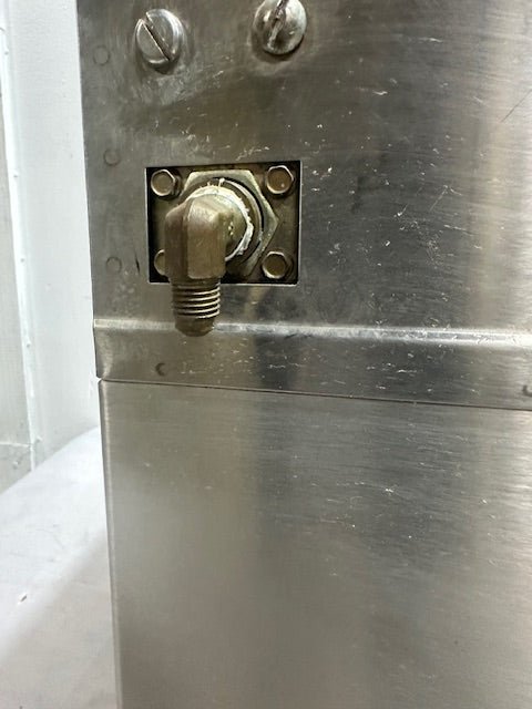 "CUTTIS SCALPH - 3D - 63"&nbsp; 120V 1PH DIRECT LINE COFFEE BREWER WITH 3 WARMERS - Second Life - Equipment - collection_name