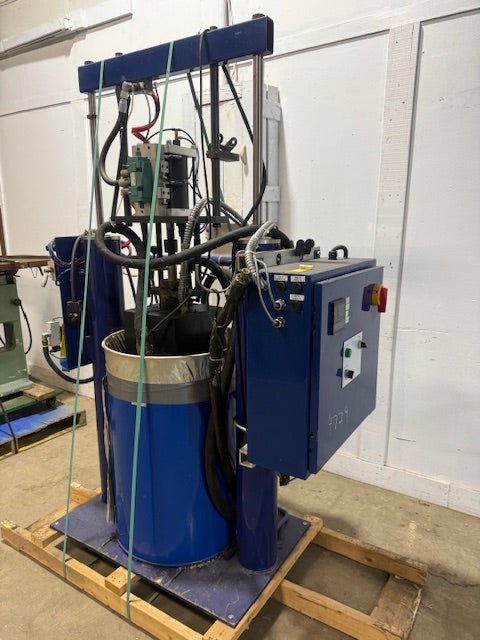 DARING High Output 55 Drum GLUE Melter WITH Kleiberit eMelt 712.0 OWNER MANUAL - Second Life - Equipment - collection_name
