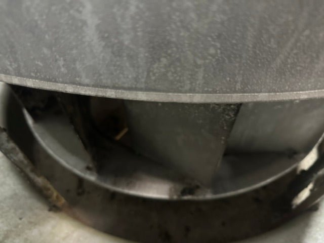 "DAYTON 4HX99A" CENTRIFUGAL UPBLAST ROOF EXHAUST FAN, BELT DRIVE (42" x 42"BASE) - Second Life-Equipment-collection_name