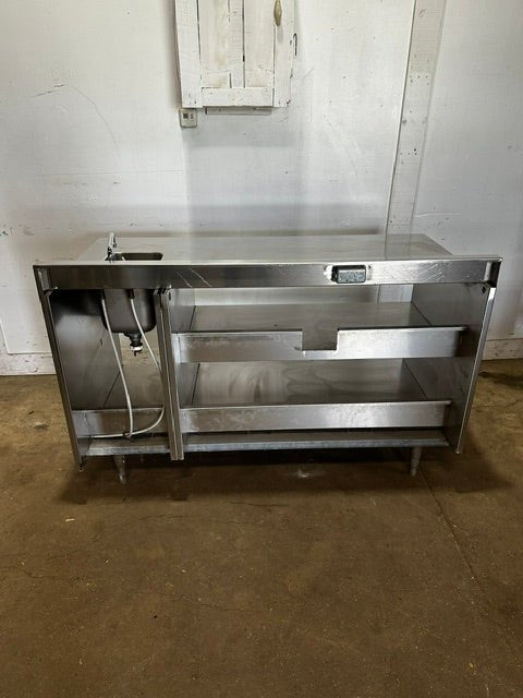 "DELFIELD 160546" S.S PREP TABLE W/OPEN SHELF UTILITY CABINET AND HAND SINK - Second Life-Equipment-#collection_name#