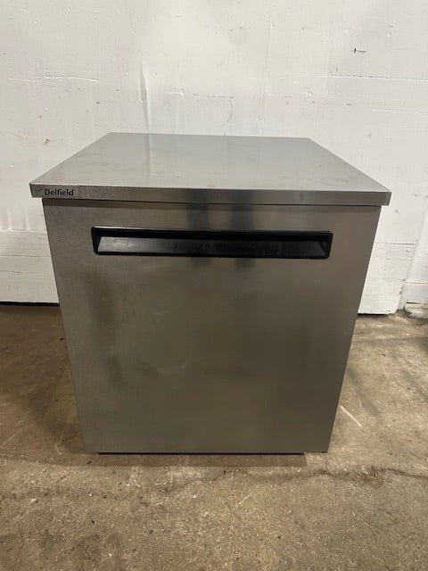 "DELFIELD 406 - STAR4"COMMERCIAL S.STEEEL 27"W UNDERCOUNTER REFRIGERATOR, 115V 1PH - Second Life - Equipment - collection_name