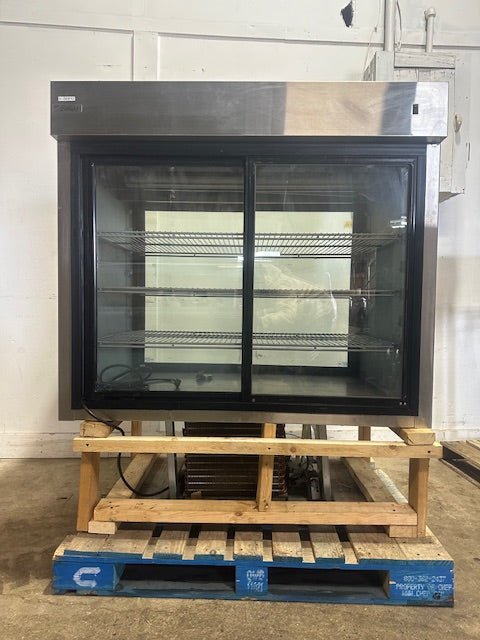 Delfield F6PC48D Pass/Through Refrigerated lighted bakery/pie Display Case, 1PH - Second Life - Equipment - collection_name