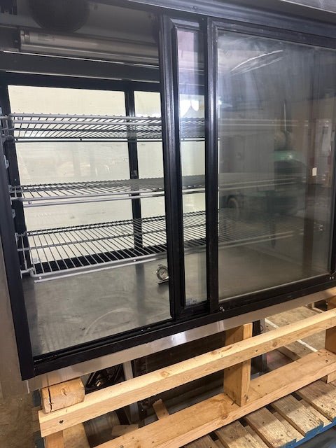 Delfield F6PC48D Pass/Through Refrigerated lighted bakery/pie Display Case, 1PH - Second Life - Equipment - collection_name