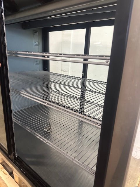 Delfield F6PC48D Pass/Through Refrigerated lighted bakery/pie Display Case, 1PH - Second Life - Equipment - collection_name