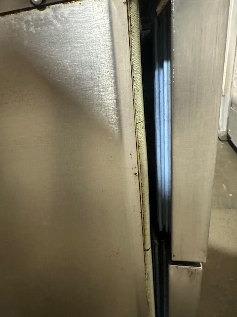 "DELFIELD" REFRIGERATED TWO DRAWER CHEF BASE UNDER COUNTER REFRIGERATOR - Second Life - Equipment - collection_name