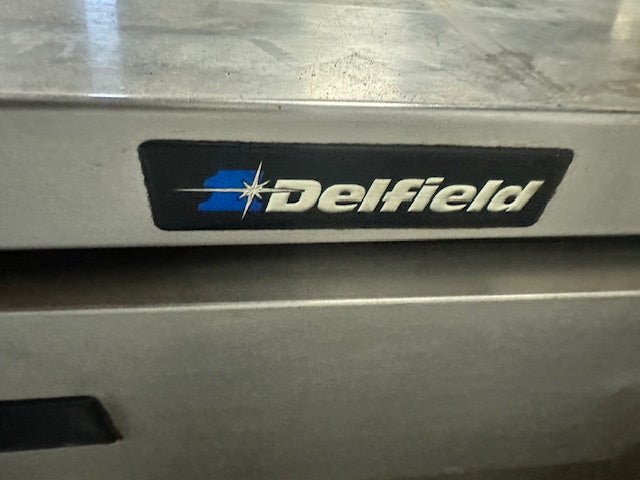 "DELFIELD" REFRIGERATED TWO DRAWER CHEF BASE UNDER COUNTER REFRIGERATOR - Second Life - Equipment - collection_name