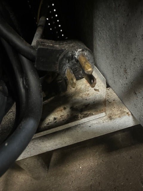 "DELFIELD" REFRIGERATED TWO DRAWER CHEF BASE UNDER COUNTER REFRIGERATOR - Second Life - Equipment - collection_name