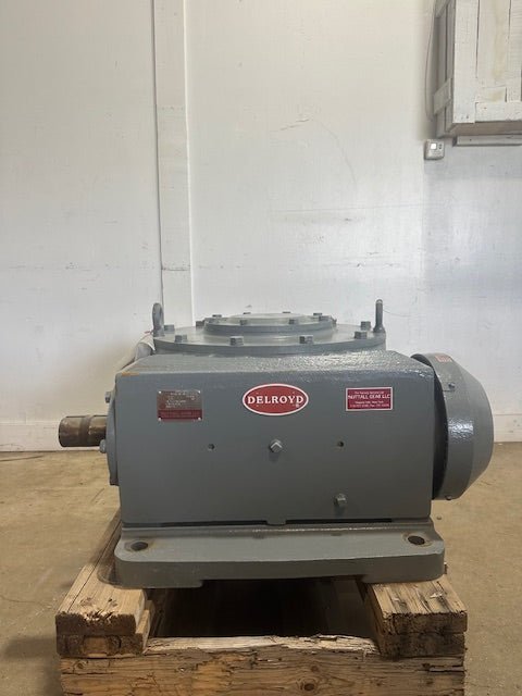 DELROYD 11 - 1/4 V120 - 10 - 1A WORM GEAR REDUCER - Second Life - Equipment - collection_name