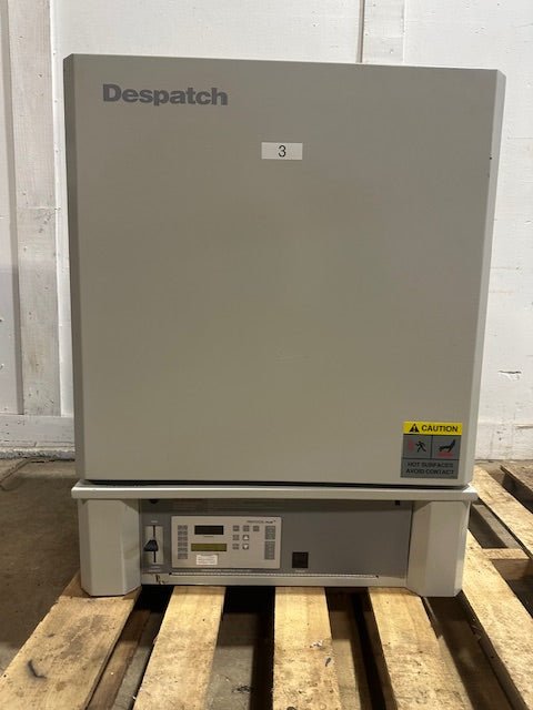 "DESPATCH LAC1 - 38A - 6" 120v, 1ph, Industrial Laboratory Oven with 3 rack, 500*F - Second Life - Equipment - collection_name