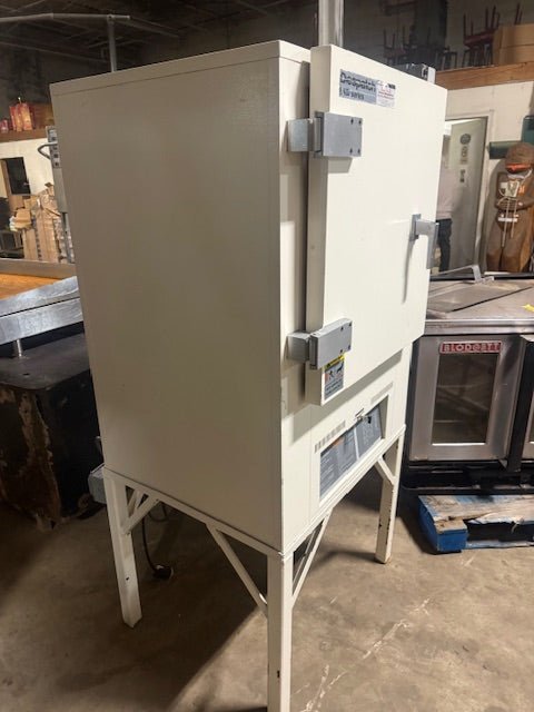 Despatch Oven LND SERIES Industrial Lab Drying OVEN WITH PROTOCOOL CONTROLON STAND and 3 racks - Second Life - Equipment - collection_name