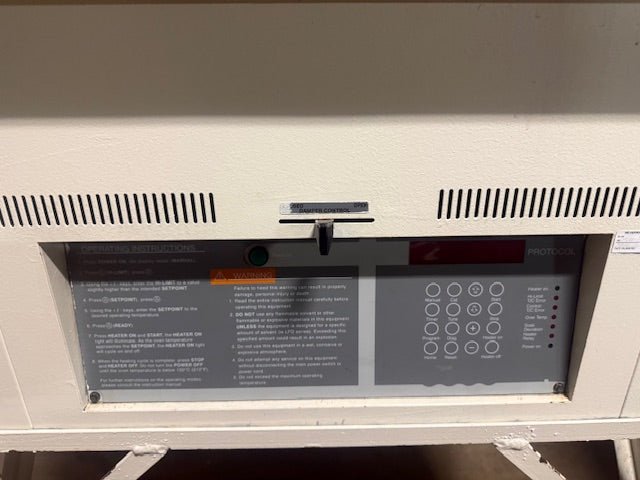 Despatch Oven LND SERIES Industrial Lab Drying OVEN WITH PROTOCOOL CONTROLON STAND and 3 racks - Second Life - Equipment - collection_name