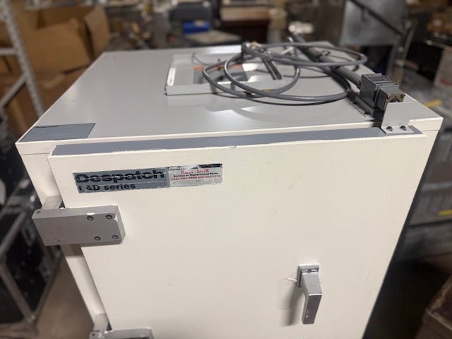 Despatch Oven LND SERIES Industrial Lab Drying OVEN WITH PROTOCOOL CONTROLON STAND and 3 racks - Second Life - Equipment - collection_name