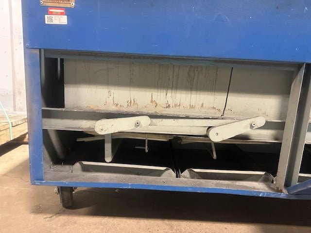 "DUSTVENT" 6X4F2 72"Wx50D" DOWNDRAFT TABLE W/ 208 - 230/460, 7.5HP BLOWER UNIT - Second Life - Equipment - collection_name