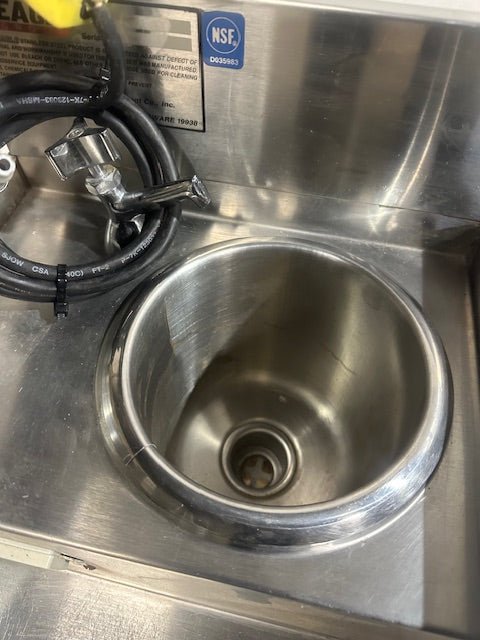 "EAGLE" NSF S.STEEL UNDER COUNTER BAR BLENDER STATION WITH SINK AND OUTLETS - Second Life - Equipment - collection_name