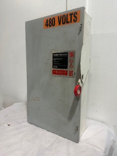 EATON DH364FGK 200 AMP H.D. 3 POLE SERIES C SAFETY SWITCH IN A TYPE 1 ENCLOSURE - Second Life - Equipment - collection_name