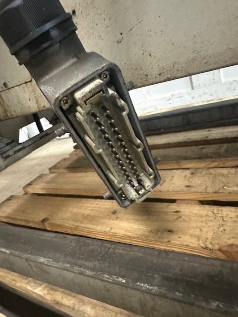 Edge Tech REBEL 102 Servo SE Compact Bar feed loading system - Second Life - Equipment - collection_name