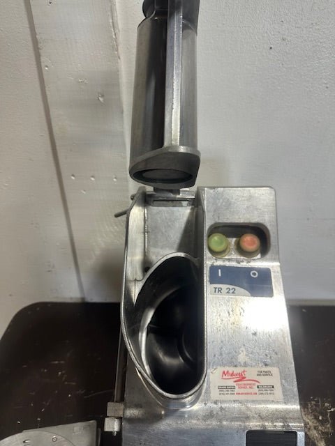 ELECTROLUX DITO TR 22 COMMERCIAL PROCESSOR CHOPPER /SLICER/SHREDDER w/ 5 BLADES - Second Life - Equipment - collection_name