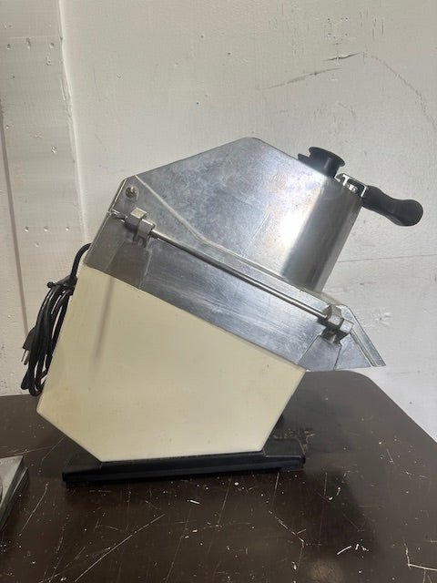 ELECTROLUX DITO TR 22 COMMERCIAL PROCESSOR CHOPPER /SLICER/SHREDDER w/ 5 BLADES - Second Life - Equipment - collection_name
