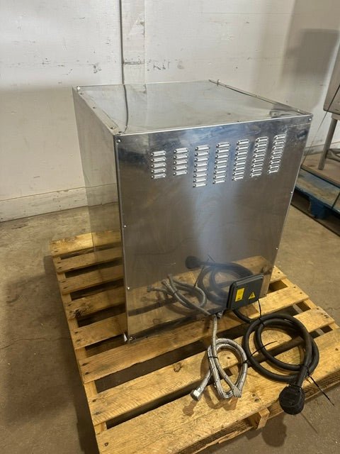 "ELECTROLUX WT30H208DU"H.D HIGH TEMP UNDERCOUNTER GLASS/DISHWASHER 208V 1PH - Second Life-Equipment-#collection_name#